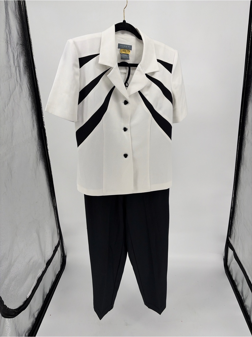 Classic Two-Tone Short-Sleeve two piece suit— White & Black